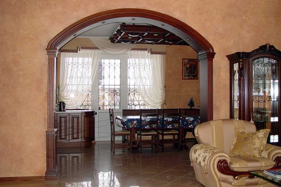 Арки в зал (46 фото): дизайн арок из гипсокартона вместо двери и красивые арки из дерева, другие варианты в интерьере гостиной
