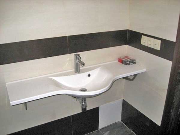 Ванная комната в «хрущевке» (97 фото): дизайн комнаты маленького размера, варианты отделки, примеры интерьера стандартных малогабаритных комнат