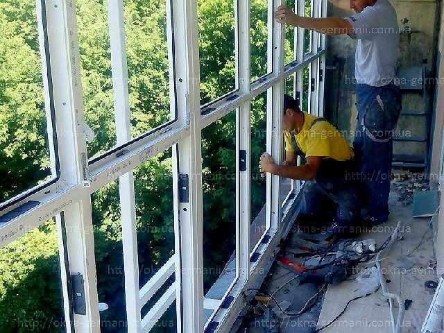 Какой может быть створка окна на балконе: все преимущества, недостатки