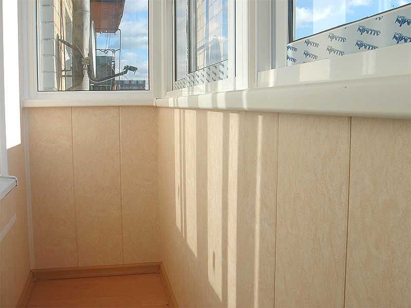 Потолок на балконе из пластиковых панелей: отделка потолка на лоджии панелями пвх, как сделать пластиковый потолок своими руками, обшивка, как обшить, отделка
