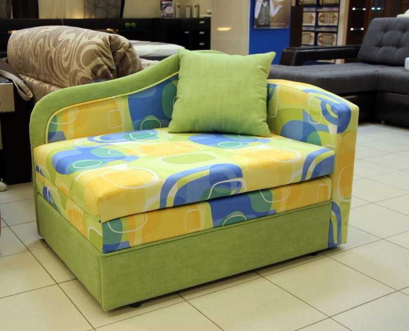 Детская софа-тахта диван с бортиком: нюансы выбора с обзором моделей