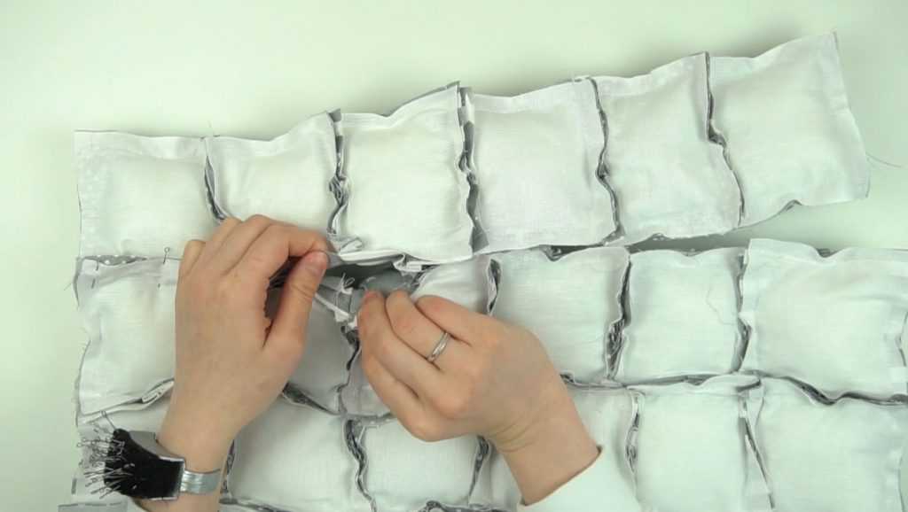 Как сшить одеяло бонбон своими руками