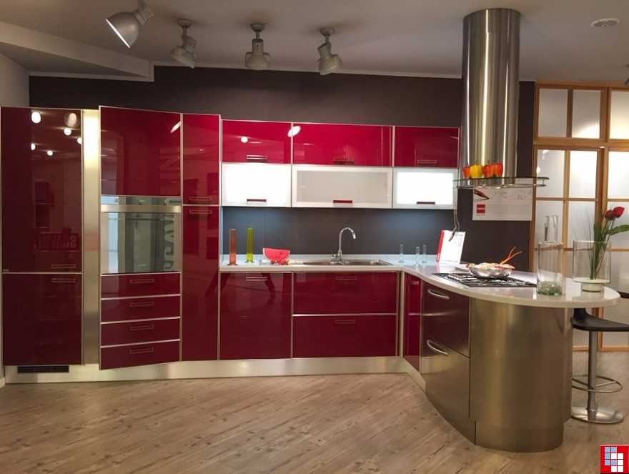 Дизайн кухни со встроенным холодильником — выбираем оптимальное место