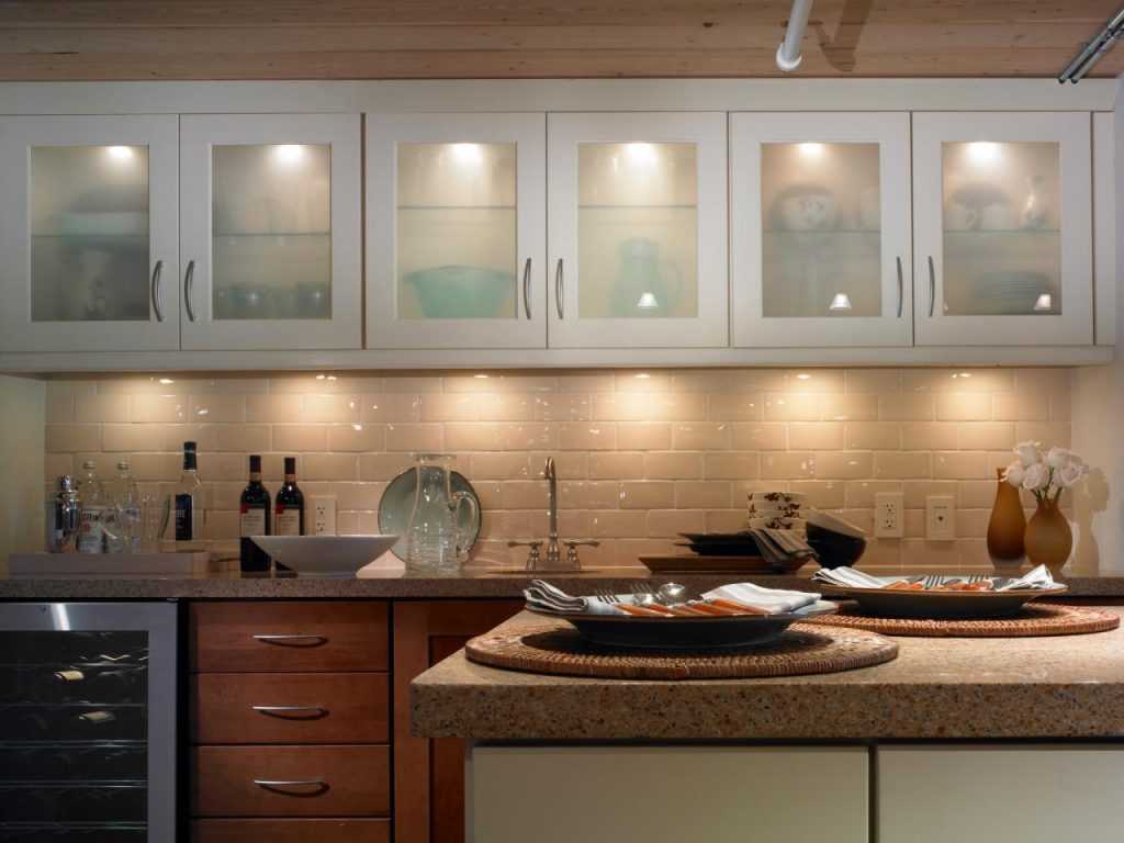 Подсветка рабочей зоны на кухне - 86 фото и дизайнерских идейкухня — вкус комфорта