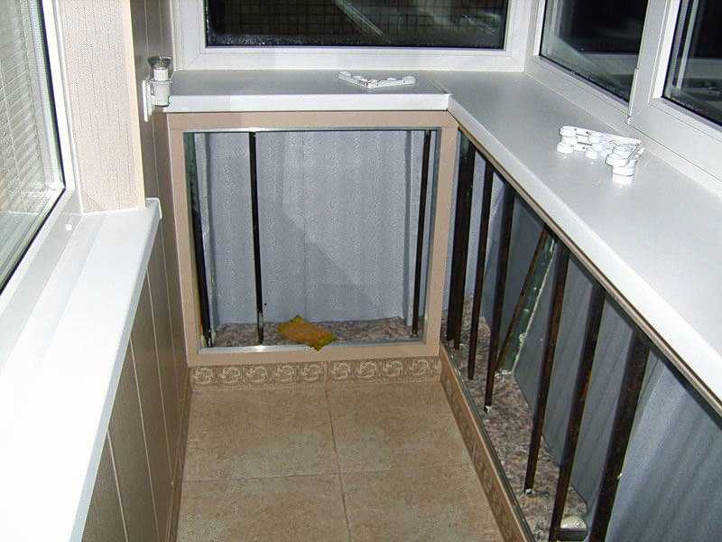 Вынос балкона по подоконнику и полу: как законно расширить площадь