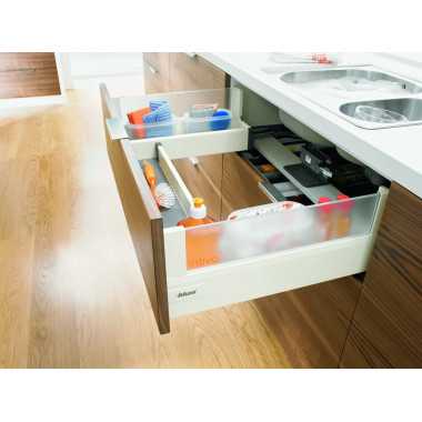Кухонные выдвижные системы для хранения: основные характеристики, полезные советы по выбору