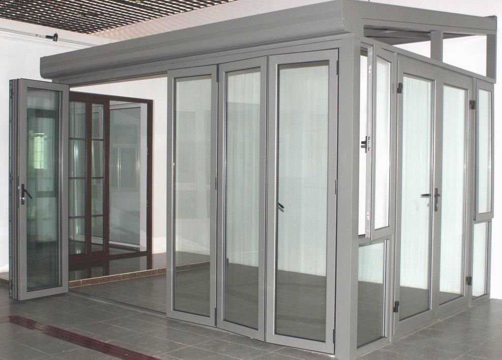 Алюминиевые стеклянные двери: межкомнатные остекленные модели, стекло в коробке, отзывы о качестве
