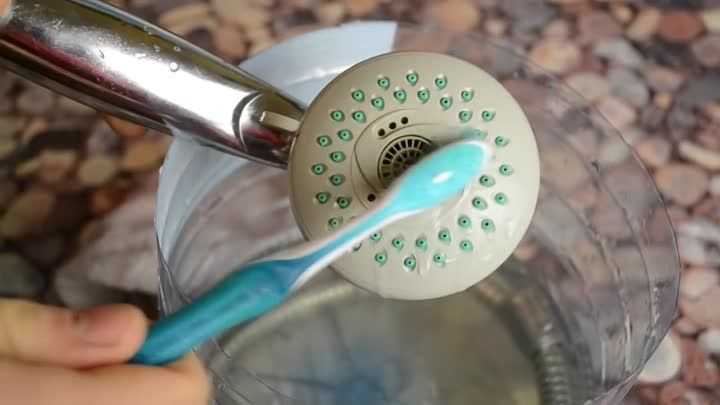Как почистить кран от известкового налета, душевую лейку и шланг