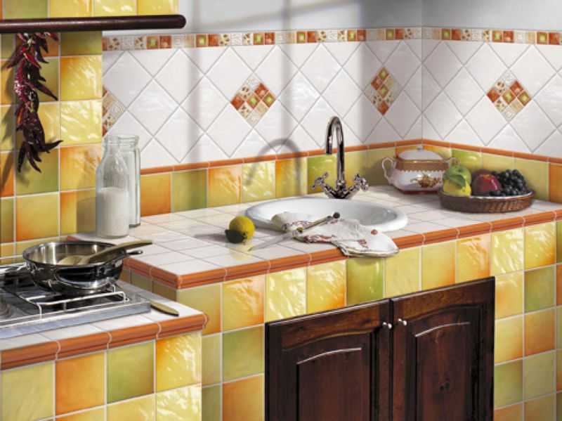Кухонный фартук из мозаики: 100+ реальных фото интерьеров
