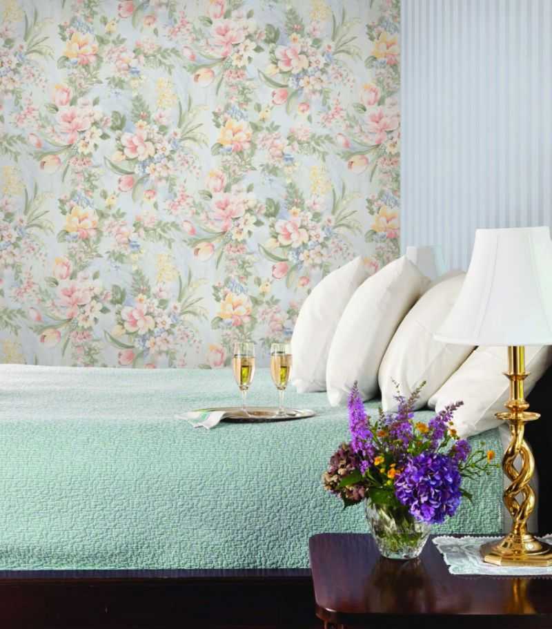 Цветы в интерьере: 175+ (фото) красивых сочетаний (в гостиной, спальне, на кухне)