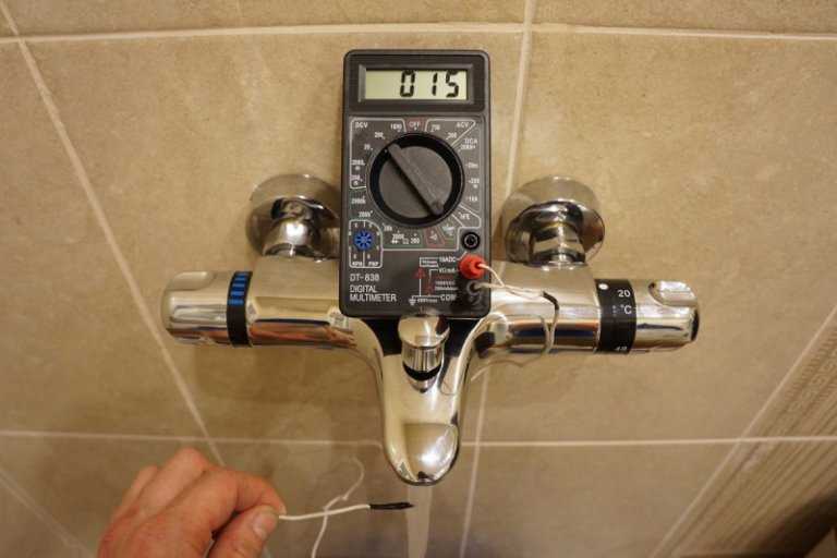 Смеситель для ванны с термостатом: как выбрать хорошую модель + как правильно установить