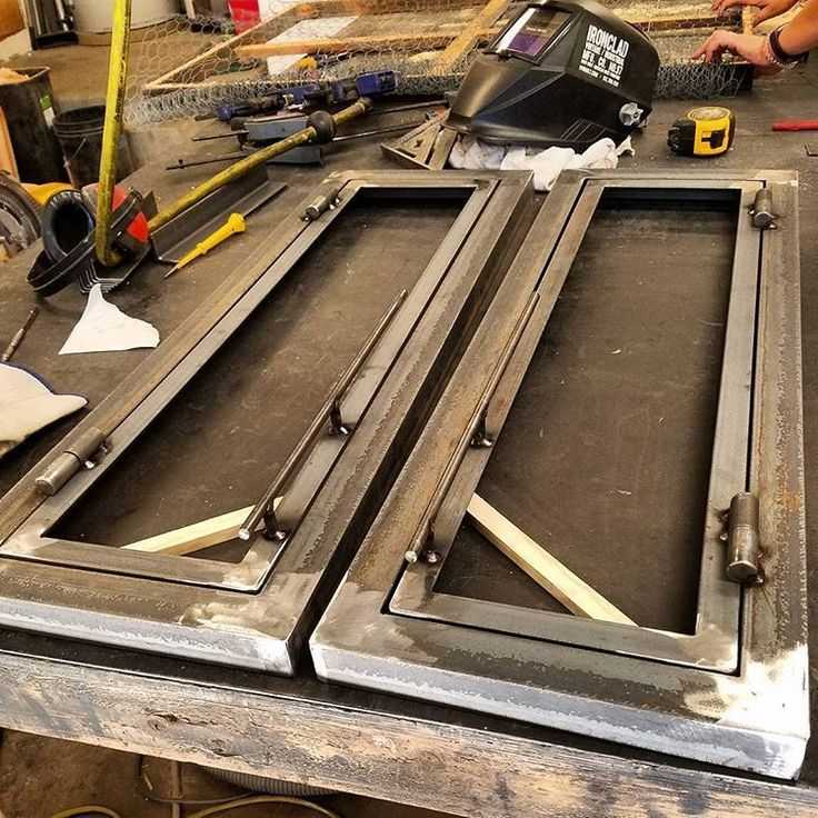 Чертёж металлической двери: изготовление конструкции своими руками