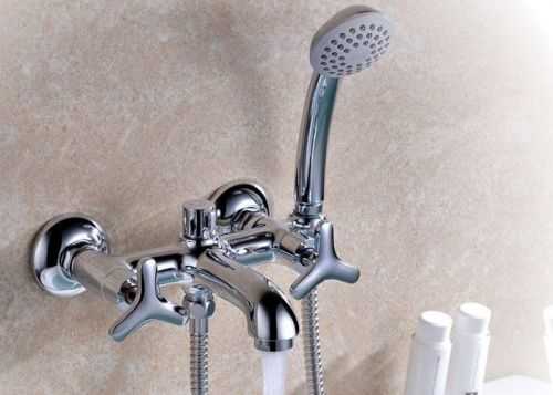 Круглая раковина – одна из самых популярных моделей сантехники на сегодня. Преимущества круглой и полукруглой конструкции для ванной комнаты. Сложности ухода за стеклянным умывальником. Какой размер имеет популярная модель «Нептун»