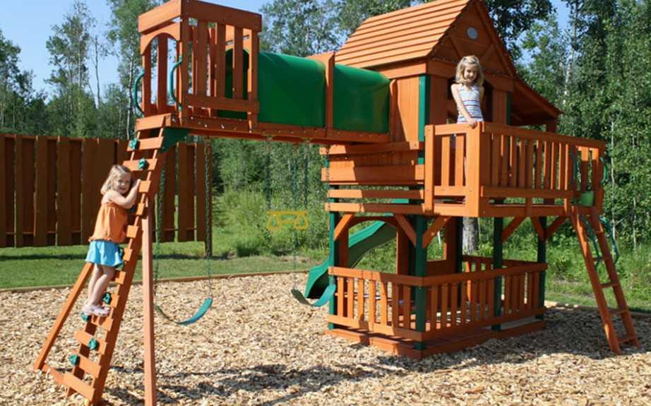 Деревянные детские площадки: что интересно детям и как это реализовать