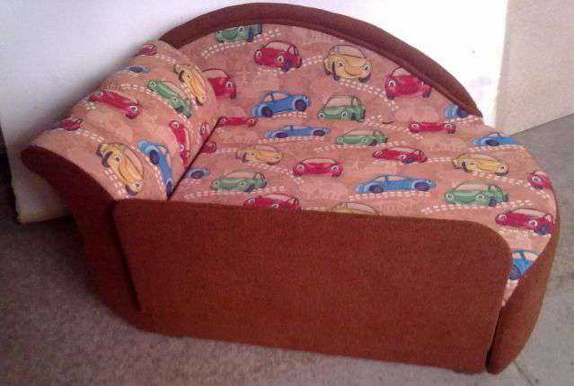 Диваны с бортами для детей от 3 лет (51 фото): кровать-диван для девочек и мальчиков, раскладные диванчики с бортиками