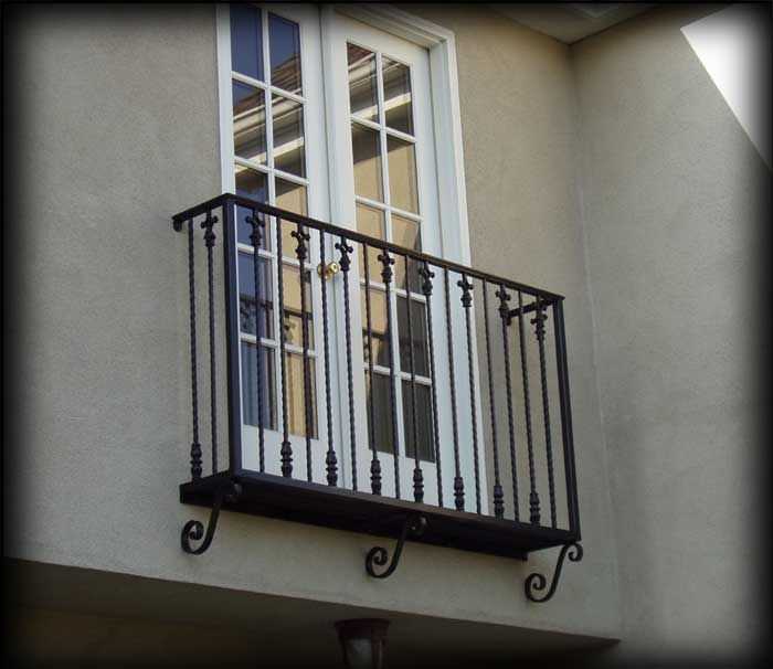 Французский балкон – изящное решение плюс 3 квадратных метра площади