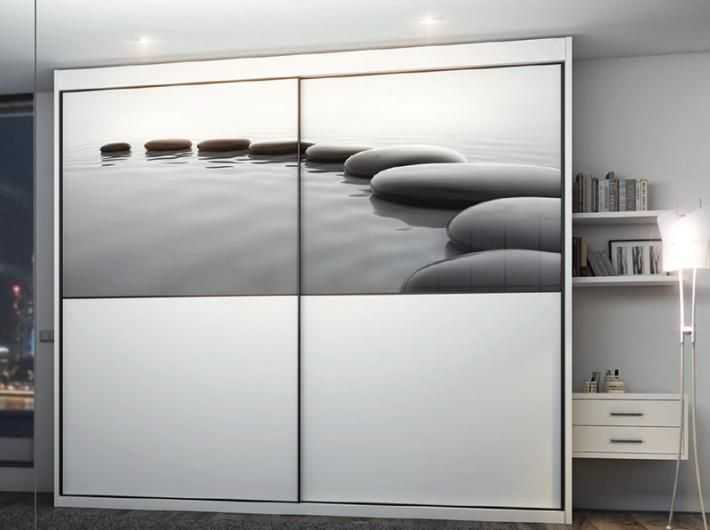 Навесные шкафы в гостиную (45 фото): особенности подвесной мебели в зал, современный дизайн и внутреннее наполнение шкафа