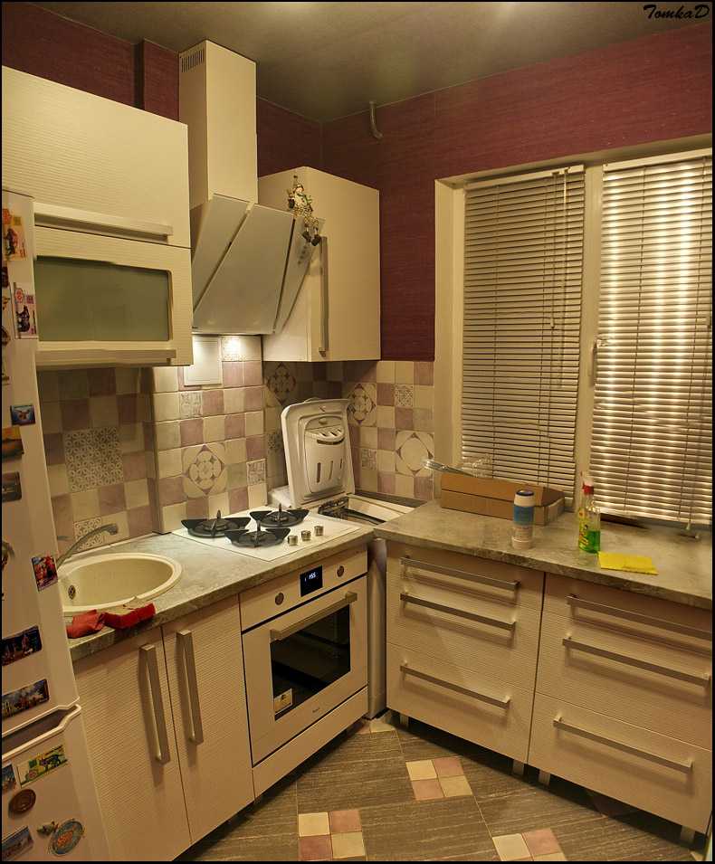 Ремонт кухни в «хрущевке» (93 фото): варианты бюджетного ремонта маленькой кухни площадью 5-6 кв. м своими руками. с чего начать и как определиться с дизайном?