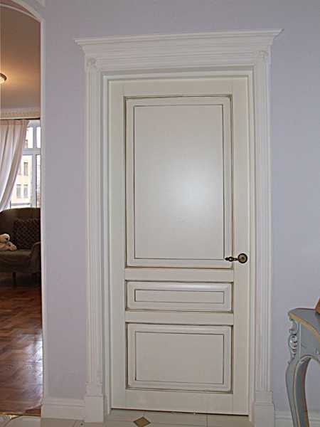 Двери из мдф (36 фото): что это такое, белые межкомнатные крашеные двери цвета венге, отделка эмалью, отзывы