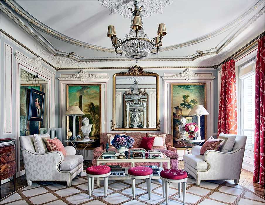Интерьер гостиной в классическом стиле (83 фото): «классика» и «неоклассика» для типовой комнаты, модные тенденции - 2020 в оформлении зала, красивые примеры