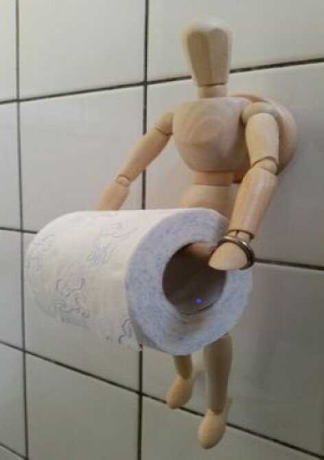 Кукла-держатель туалетной бумаги