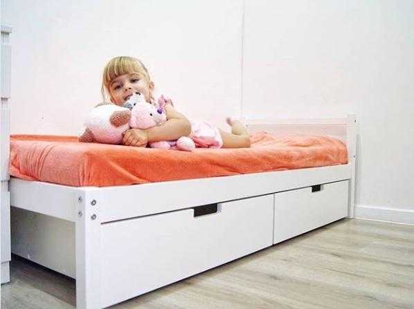 (+120 фото) детская кроватка икеа: как разместить, чем декорировать