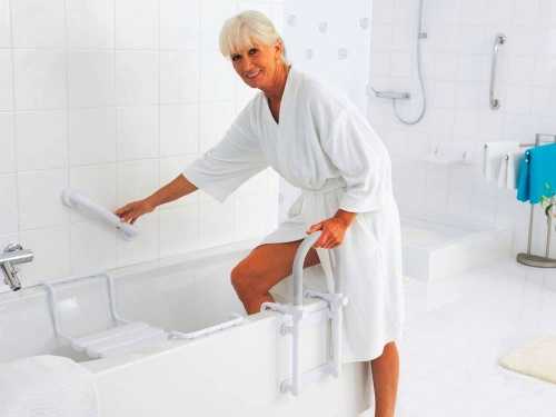 Поручни для инвалидов в туалет и ванную: 5 советов по выбору