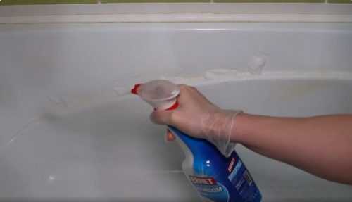Как отстирать шторку в ванной от желтизны, как постирать занавеску с желтым налетом или с плесенью в стиральной машине
