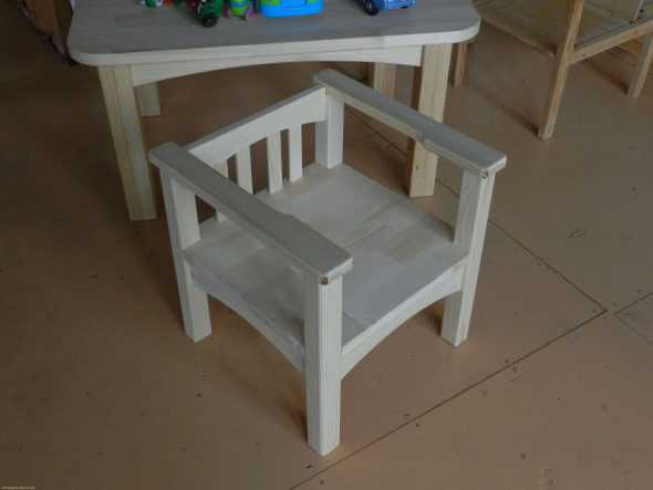 Детский столик своими руками - 140 фото и видео инструктаж как построить и украсить детский стол