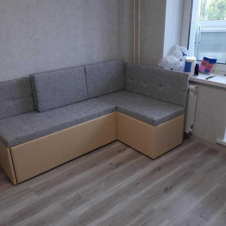 Маленький диван на кухню: 200+ (фото) как поставить?