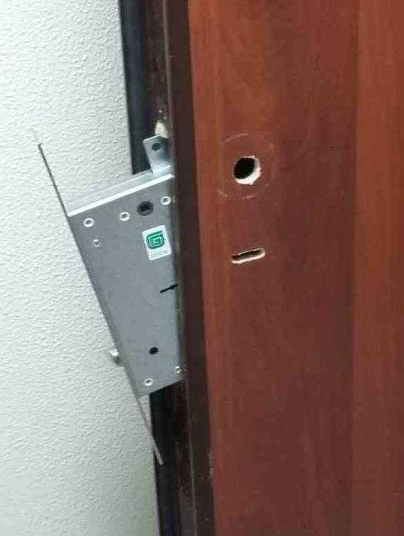 Монтаж электромагнитного замка на дверь