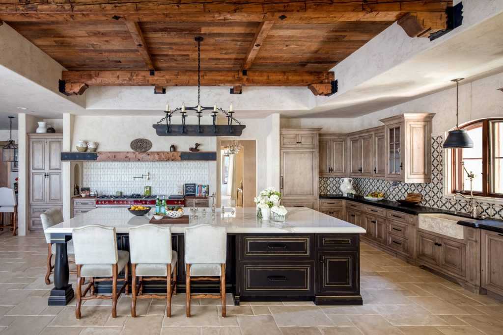Средиземноморский стиль в интерьере кухни и гостиной: итальянский, греческий и испанский дизайн