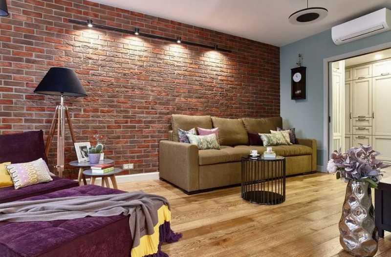 Кирпичная стена (105 фото): использование в интерьере серой и темно-красной кладки из кирпича, дизайн внутренней отделки в квартире
