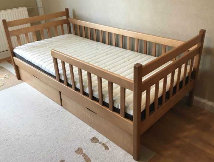 Детская кровать из массива дерева: лучший выбор для вашего ребенка