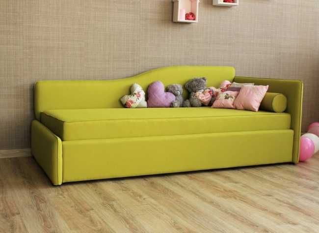 Детские ортопедические диваны: выбор матраса для ежедневного использования ребенку в комнату, раскладной и другие диваны для школьника