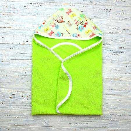 Детское полотенце с капюшоном (33 фото): выбор для новорожденных полотенца-пончо, махровой модели с уголком для купания малыша и полотенца-халат