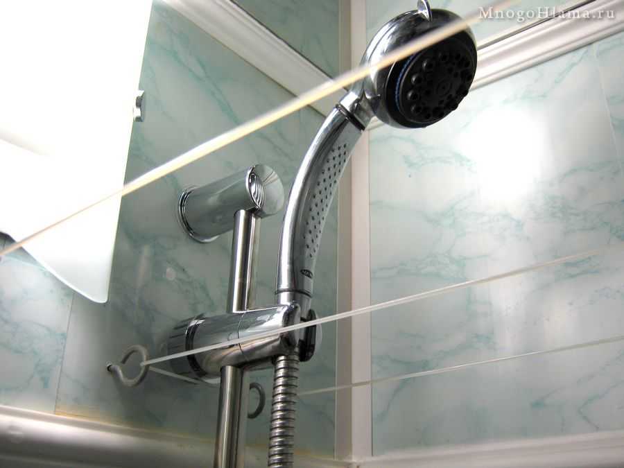 Штанга для душа: регулируемая в ванную на стену с мыльницей, настенный угловой держатель, душевой смеситель со штангой и варианты крепления, модели hansgrohe