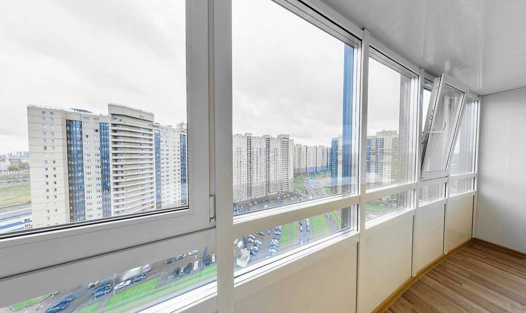 Панорамное остекление – выигрышный вариант оформления балкона
