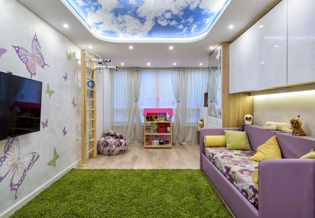 Натяжные потолки в детскую (119 фото): плюсы и минусы, в комнату для девочек, стоит ли делать в спальне ребенка