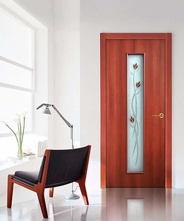 Межкомнатные двери пвх: преимущества, недостатки и технические характеристики согласно гост. что такое двери пвх