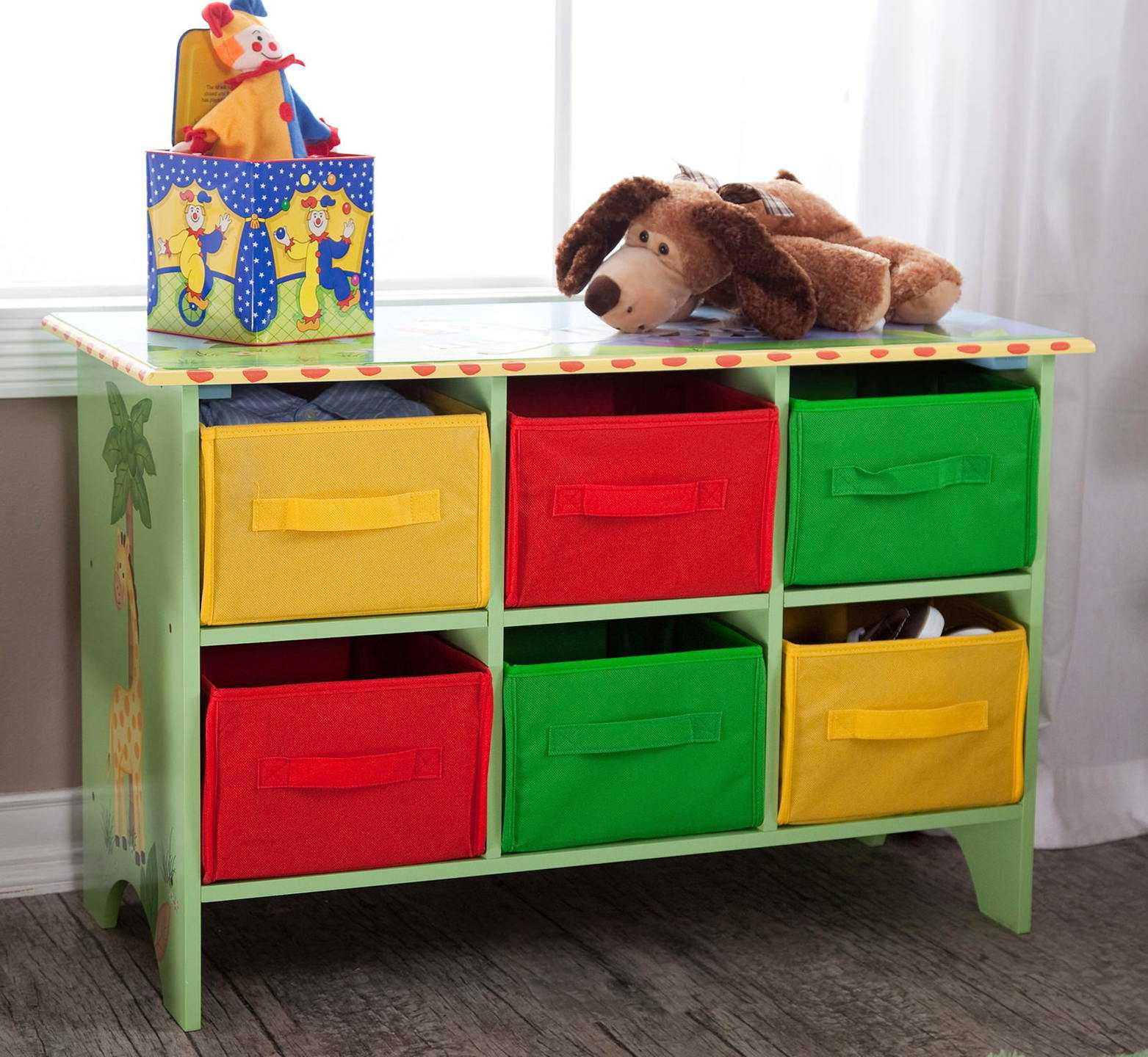 стол для игрушек в детскую