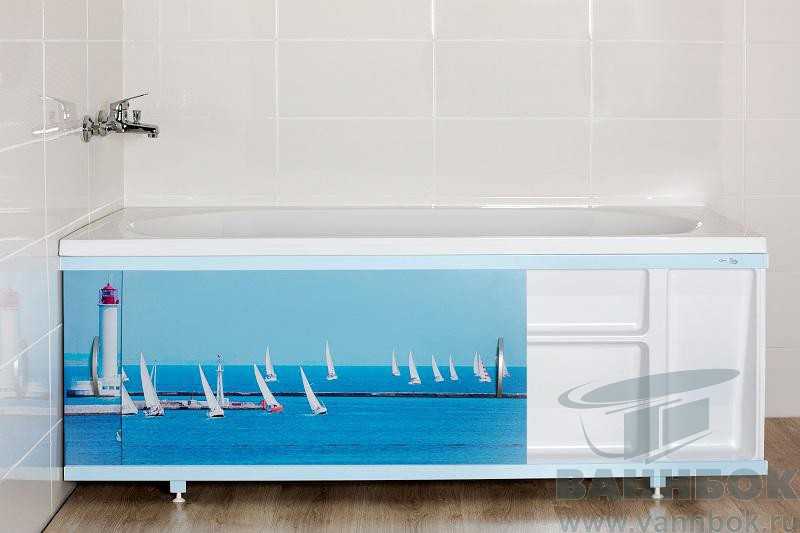 Экран под ванну с полками для хранения бытовой химии: откидная конструкция с полочкой и полукруглая панель под ванну с дверцами