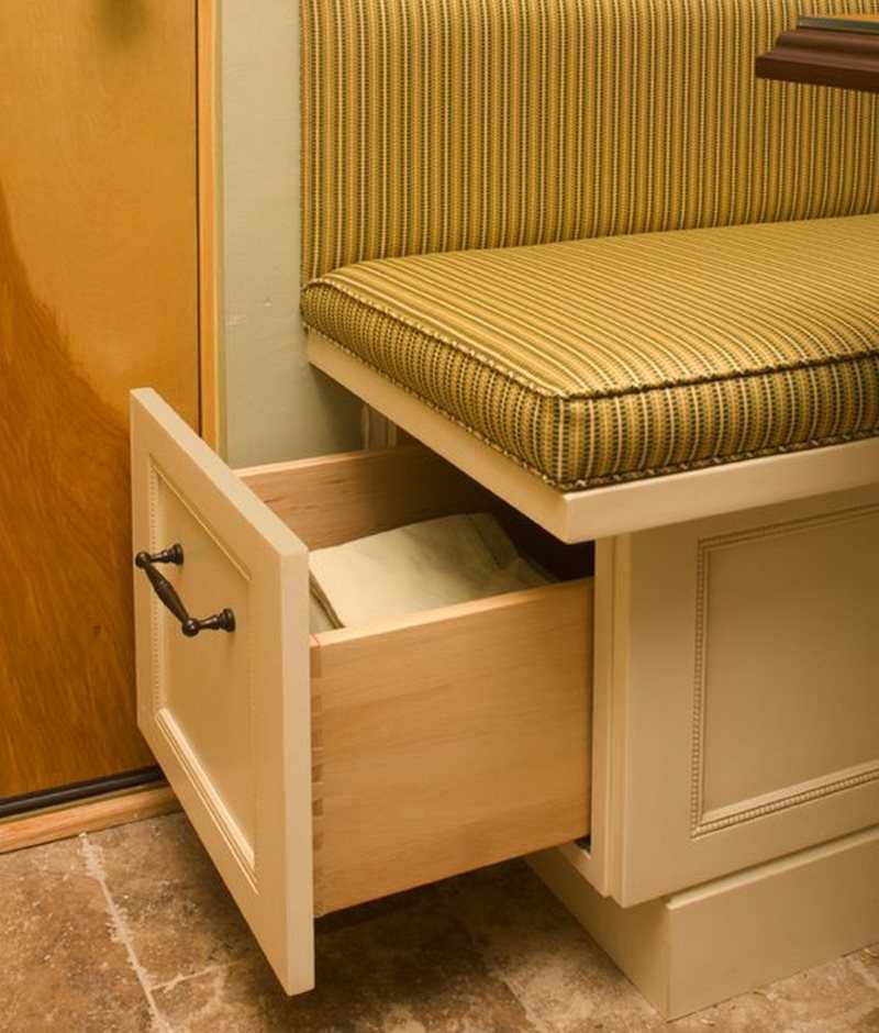 Мебель для маленькой кухни (83 фото): правила планировки. как обустроить кухню, как ее правильно обставить? выбор кухонной скамьи с ящиком, стульев и другой мебели
