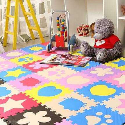 Детский коврик для ползания (41 фото): большие напольные ковры с игрушками для новорожденных