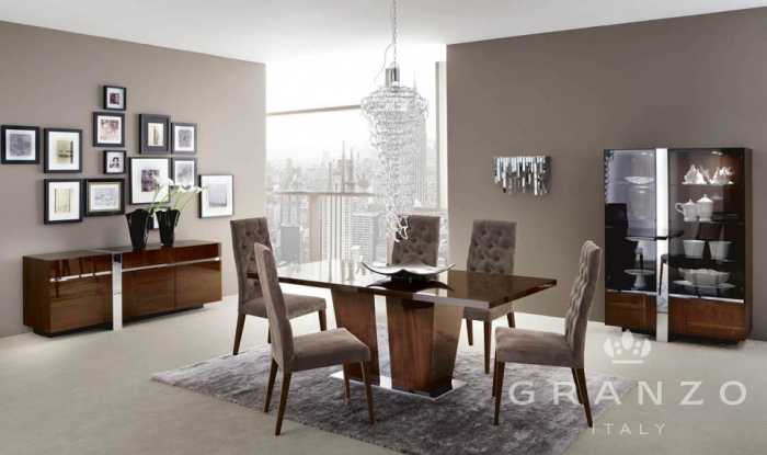 Классические стулья (26 фото): модели с подлокотниками, оригинальная мебель в стилях классика и неоклассика в интерьере гостиной
