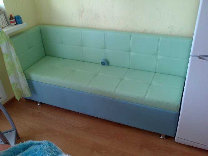 Узкие диваны: раскладные прямые и угловые со спальным местом. диванчики глубиной 70-80 см и других размеров. советы по выбору