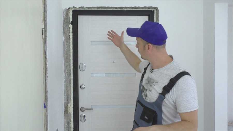 Как установить входную дверь: видео + инструкция по самостоятельной установке