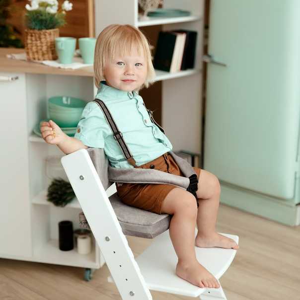 Стол и стул для ребенка: 100+ фото [современные идеи 2019]