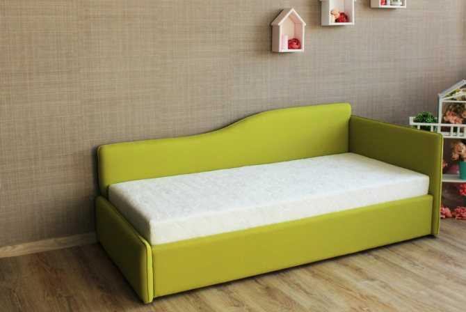 Как выбрать кровать-диван для девочки Какие детские диванчики лучше всего подходят в комнату девочки Какие преимущества и недостатки имеет диван еврокнижка