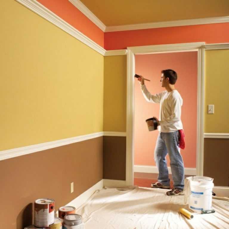 Как покрасить неровные стены в квартире: как это сделать без выравнивания поверхности с использованием обоев или текстурного состава, какие применяются стили?